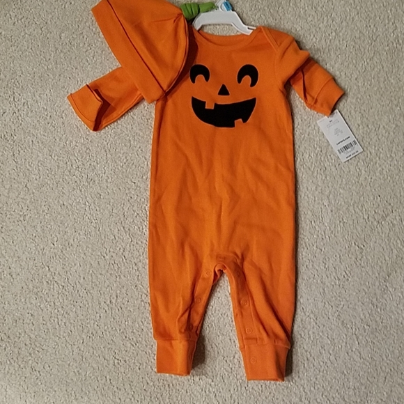 Carter's Other - 2 piece pumpkin set
